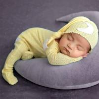 Newborn photography props costume star moon decoration knitted jumpsuit long tail hat suit photography clothes  Yellow