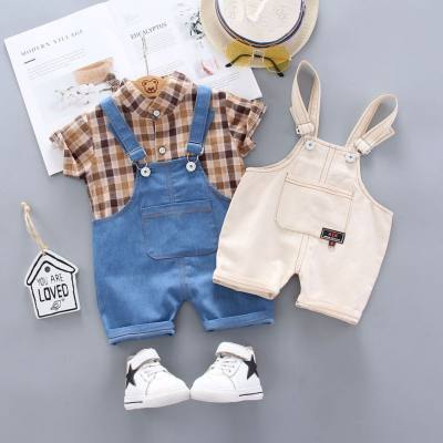 Kinderkleidung 2024 Sommer neue kleine und mittelgroße Kinderbabys koreanische Version T-Shirt kariertes Hemd Hosenträger kurzes Set einteilige Lieferung