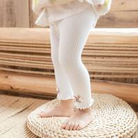 Cross-border wholesale children's baby bottoming nine-point tights 0-1-2 years old combed cotton vertical striped bottoming tights  White