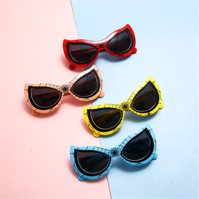 Gafas de sol de moda para niños pequeños