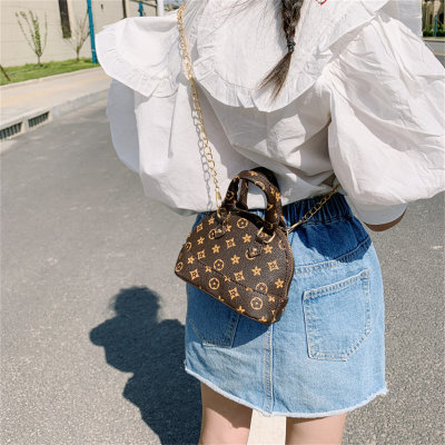 Fashionable Princess Shell Shoulder Bag