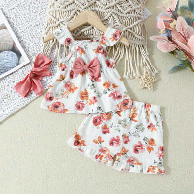 Conjunto de três peças de tops, shorts e tiaras com estampa floral para bebês e meninas