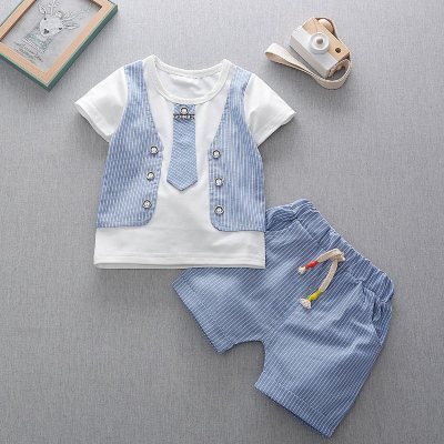 Versione coreana per bambini cravatta carina gilet a righe vestito a due pezzi pantaloncini da ragazzo T-shirt abito da uomo a maniche corte