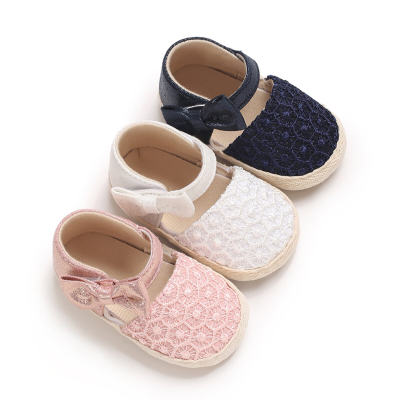 Sapatos de pano com laço para bebé menina