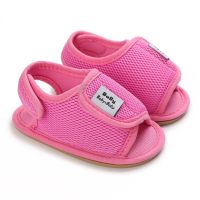 Zapatos de bebé con letras de color liso para bebé  Rosa roja