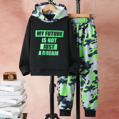 2-piece Kid Boy Camouflage Patchwork Letter Printed Hoodie & Matching Pants