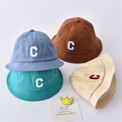 Sombrero de pescador con letras de color sólido para niños pequeños