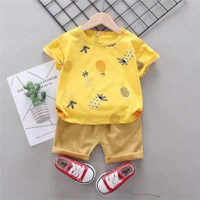 2-piece Toddler Boy Allover Pineapple Pattern T-shirt & Solid Color Shorts