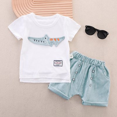 Camiseta e shorts com estampa de crocodilo infantil