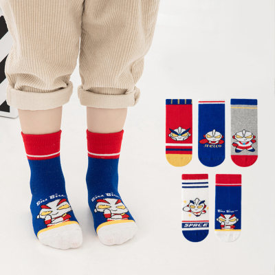 Cinco pares de calcetines de media pantorrilla para niños con dibujos animados de Ultraman