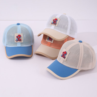 Gorra de béisbol con protección solar de malla con logotipo de Spiderman de primavera y verano para niños