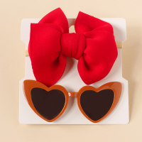 Conjunto de dos piezas con diadema y gafas de sol con lazo de Toddler Love  rojo