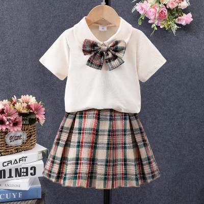 Girls solid color short-sleeved T-shirt (including bow tie) + plaid short-sleeved two-piece combination suit