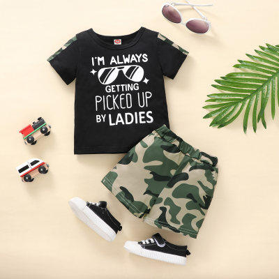 2-piece Baby Boy Letter and Sunglasses Printed Short Sleeve T-shirt & Camouflage Shorts