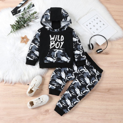 Letter print patchwork camouflage full print hooded long-sleeved sweatshirt and camouflage full print trousers set