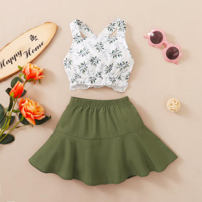 Small leaf suspender top + military green skirt two-piece set