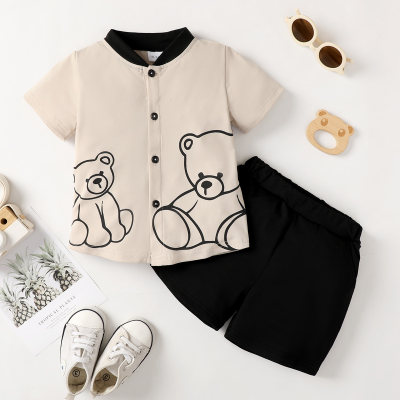 2-teiliges Kurzarmhemd mit Stehkragen und einfarbigen Shorts für Kleinkinder mit Bärendruck