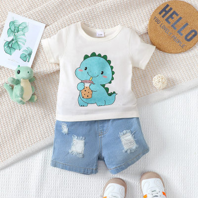 Cute dinosaur print top + denim shorts