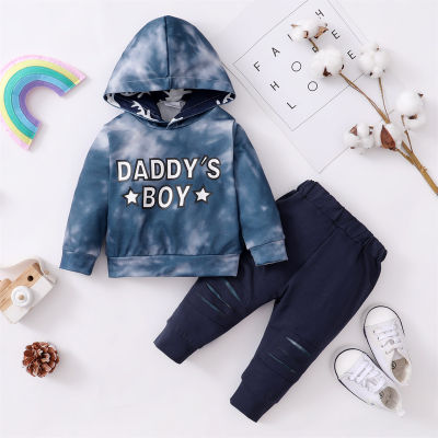 Suéter y pantalones con capucha y estampado de letras de bebé