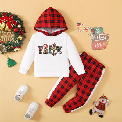 Sudadera con capucha con estampado de letras a cuadros navideños para niño pequeño de 2 piezas y pantalones a cuadros a juego