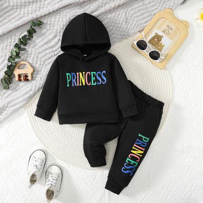 Maglione e pantaloni con cappuccio con motivo a lettere "PRINCESS" in tinta unita da neonata, 2 pezzi