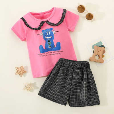 Camiseta de patchwork con solapa estampada de oso y letras para niña pequeña de 2 piezas y pantalones a cuadros