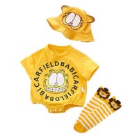 Conjunto de 3 piezas para bebé niño, mameluco triangular de manga corta con estampado de dibujos animados lindo, sombrero para el sol y medias  Amarillo