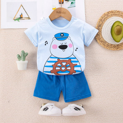 Camiseta con estampado de oso para bebé niño y pantalones cortos de color liso
