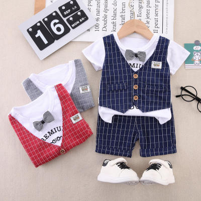 3-piece Toddler Boy 2 in 1 Letter Printed Plaid Patchwork Short Sleeve Top & Plaid Shorts & Bowtie