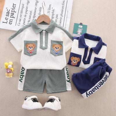 2 peças de camisa pólo curta de retalhos coloridos para meninos e shorts com estampa de letras