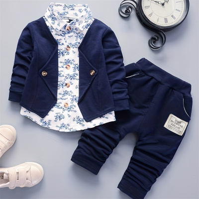 Estilo popular de primavera para bebés y niños pequeños, chaleco falso de tres piezas de porcelana azul y blanca con estampado completo, traje de manga larga