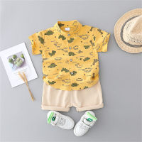 Camisa infantil e infantil de verão com estampa completa de pequeno dinossauro com gola alta e terno de manga curta  Amarelo