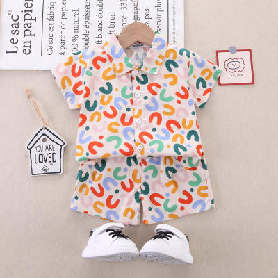 2-piece Toddler Boy Pure Cotton Allover Letter Printed Short Sleeve Shirt & Matching Shorts