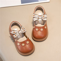 Sapatos de bebê bordados com laço  Castanho