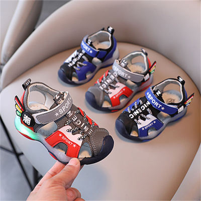 Zapatos para niños Baotou, sandalias deportivas de verano 2023, sandalias con punta antibloqueo, zapatos de playa transpirables para bebé, sandalias con luces