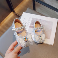 Small leather shoes, crystal shoes, baby shoes, soft soles  Silver