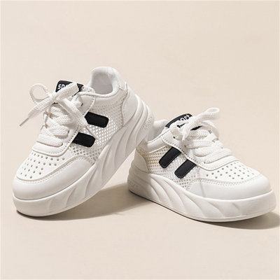 Nuevos zapatos blancos, suela suave, calzado deportivo antideslizante versátil.