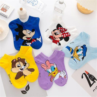 Conjunto de 5 peças de meias infantis com padrão Mickey Mouse