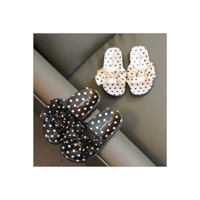 Medium and large children's ruffled polka dot slippers