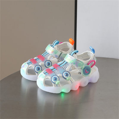 Sandálias de bebê iluminadas, sapatos de praia anti-chute nos dedos dos pés, sapatos infantis com sola macia