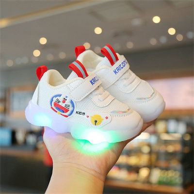 Zapatos deportivos con estampado de dibujos animados luminosos para niños.