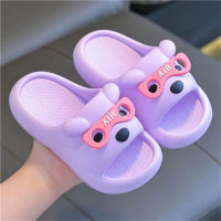Zapatillas antideslizantes con estampado de dibujos animados para niños.  Púrpura
