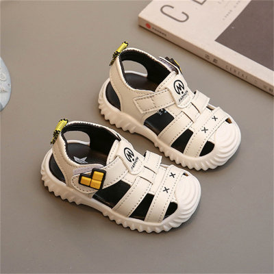 Breathable soft-soled sandals