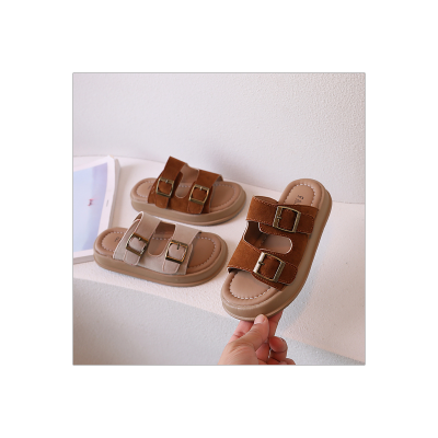 Decorative buckle slippers for middle and large children