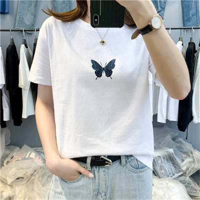 Camiseta feminina de manga curta borboleta