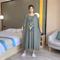 فستان بيجاما منزلي فضفاض بأكمام قصيرة وخفيف للقياس الكبير يصل إلى ٣٠٠ رطل، بطابع كسول ومريح.  أخضر