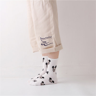 Rosa Socken für Damen in der Mitte der Wade, trendige und vielseitige Herbst- und Winter-koreanische süße Bärensocken, süße und vielseitige Studenten-Sportsocken