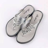 Ladies slippers summer sandals new flat silver women's shoes light slippers women's outdoor casual flip flops  Silver