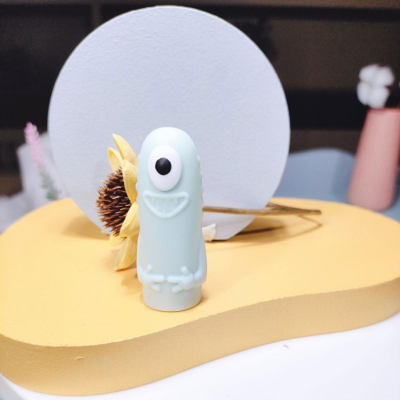 فرشاة أسنان سيليكون على شكل إصبع للأطفال على شكل رسوم متحركة