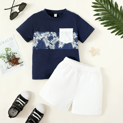 T-shirt de manga curta e shorts de cor lisa estampada com patchwork de 2 peças